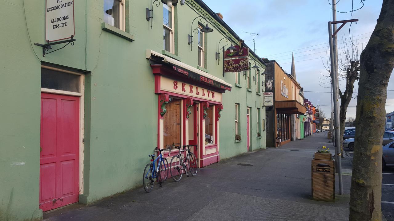 Skellys Hotell Ballymahon Eksteriør bilde