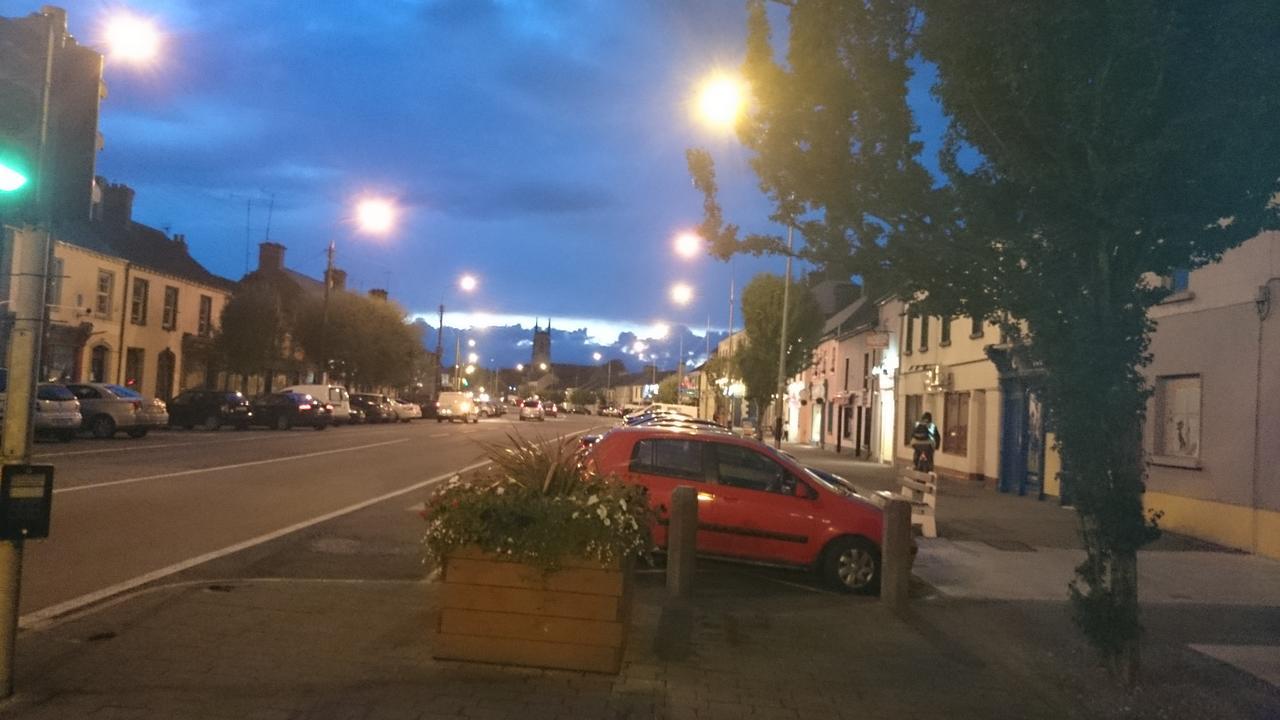 Skellys Hotell Ballymahon Eksteriør bilde